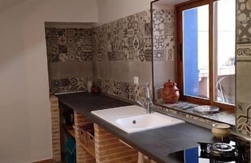La Gila Cottage | Spacious Self-Catering Posada del Júcar for 14 Guests