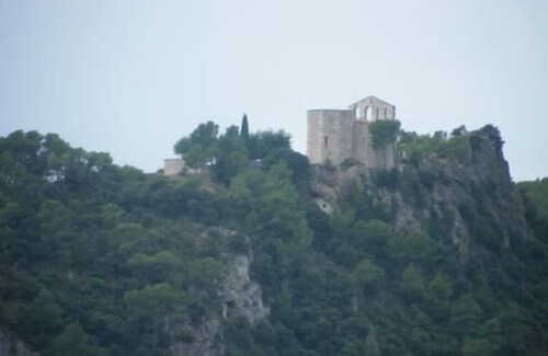 Torrelles de Foix Cottage | Relaxing Can Cruset Agroturisme with Pool & Ocean Views