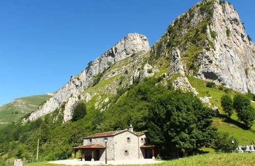 Soba Cottage | Idyllic Self-Catering Stay at Las Espinas for 6 Guests
