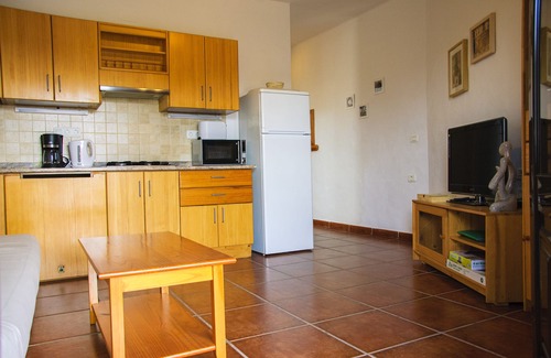 Tahiche Cottage | Cozy Self-Catering Finca Juamar with Pool for Two Guests