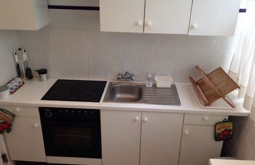Mancha Real Cottage | Cozy Self-Catering La Cateta for 4 with Pool Access