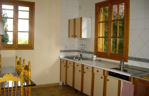 Torres Cottage | Cozy La Casita with Pool and Ocean View for 6 Guests