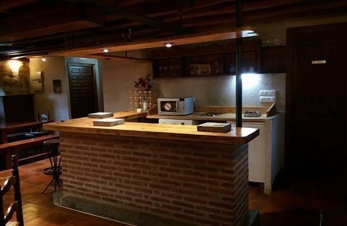 Cillan Cottage | Relaxing Retreat at Las Henrenes - Ideal for 8 Guests