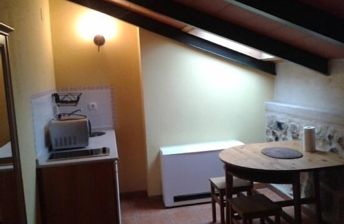 Cillan Cottage | Relaxing Retreat at Las Henrenes - Ideal for 8 Guests