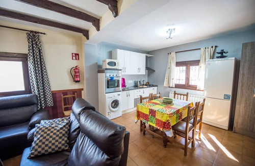 Monachil Cottage | Welcoming Self Catering Las Huertas with Private Pool
