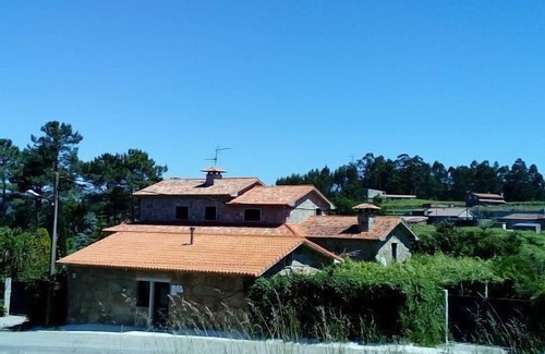 Ribadumia Cottage | Exceptional Self-Catering Getaway at O Sotear de Puxafeita