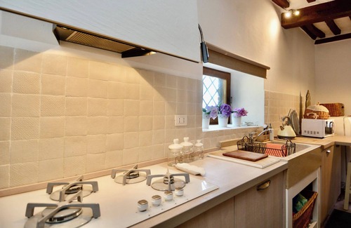 Todi Villa | Top-Rated Self-Catering Villa Umbria Todi with Ocean View