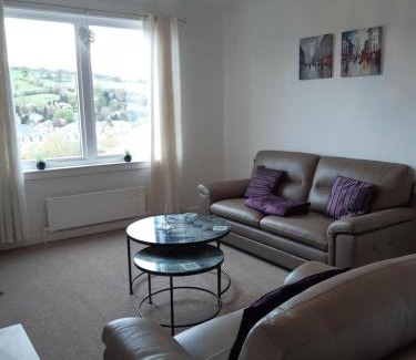 Jedburgh Apartment | Scenic Self-Contained Apartment with Breakfast Included