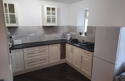 Winterton-on-Sea Apartment | Cozy Self Contained Studio Flat at Winterton Hall Awaits