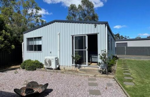 Forbes Apartment | Top-Rated 1 Bedroom Self-Contained Unit - Perfect for Families