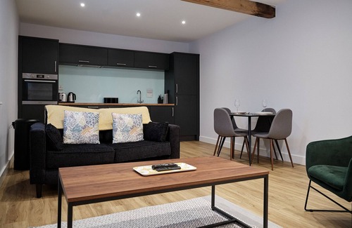 Preston Apartment | Deluxe Self-Contained Studio Apartment with Kitchen Amenities
