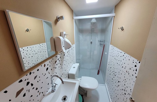 Barra Funda Hotel | Budget-Friendly Self Hostel with Family Amenities & High Ratings
