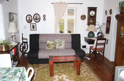 Budardalur House | Experience Seljaland Ferðaþjónusta: Family-Friendly Retreat