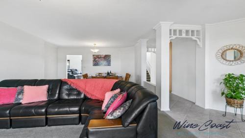 Sellicks Beach House | Enchanting Sellicks Seascape: Family-Friendly Retreat