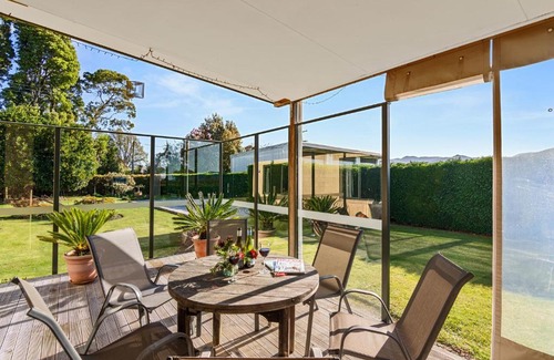 Blenheim House | Kid-Friendly Selmes Sanctuary - Blenheim's Top Holiday Home