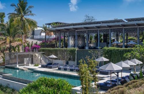Selong Belanak Villa | Experience Selong Selo Resort: Oceanfront Bliss Awaits