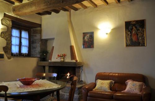 Caprese Michelangelo House | Relaxing Oceanfront Retreat at Selvadonica - Rated 9.2/10
