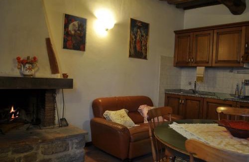Caprese Michelangelo House | Relaxing Oceanfront Retreat at Selvadonica - Rated 9.2/10