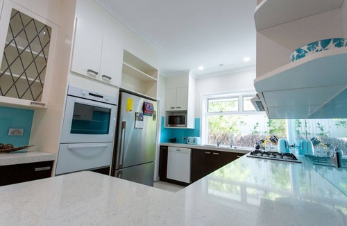 Semaphore South House | Pet-Friendly Semaphore Beach House with Oceanfront Pool