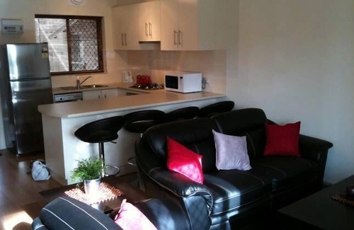 Semaphore Apartment | Waterfront Escape: Semaphore Beach Front Apartment Awaits