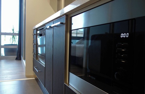 Semaphore Hotel | Exceptional Semaphore Splash Apartments with Spa & Kitchen