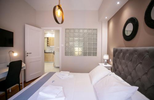 Koukaki Apartment | Family-Friendly Semeli by Heloni Apartments: 4-Star Retreat