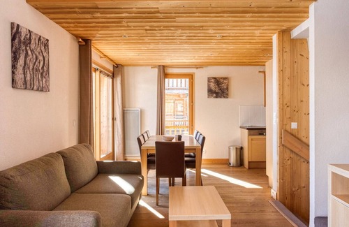 Flaine Ski Chalet | Cozy 3-Bedroom Duplex Chalet at Dormio Resort Flaine