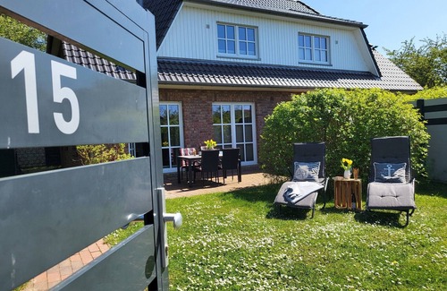 St. Peter-Ording House | Pet-Friendly Semi-Detached Home with Ocean Views & Pool