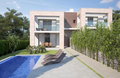 Son Baulo Apartment | Family-Friendly Semi-Detached House in Can Picafort