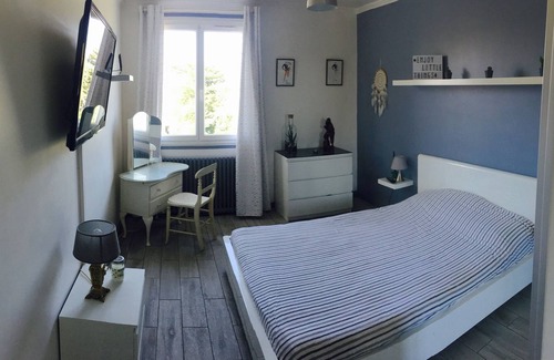 La Fagette House | Pet-Friendly Semi-Detached House with Garden & 10/10 Rating