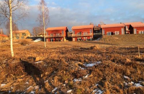 Tallberg Apartment | Idyllic Lakeview Retreat in Tällberg - 6 Beds, Guest Rated 9.4