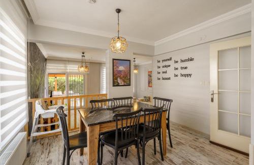 Kadnlar Denizi Mahallesi House | Inviting Villa with Pool Access and Ocean Views in Kusadasi