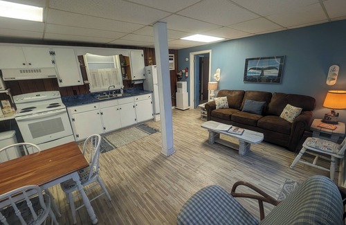 South Nags Head Apartment | Beachside Retreat: Semi-Oceanfront Apt with Private Access