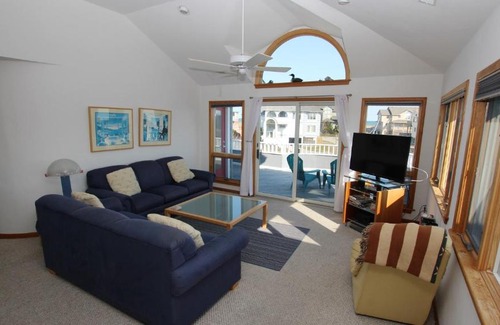 Duck House | Oceanfront Getaway: GF2 with Private Pool & Hot Tub