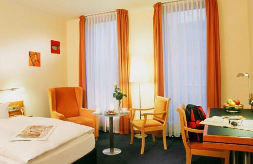 Babelsberg Nord Hotel | Relaxing Retreat at Seminaris Hotel Potsdam Griebnitzsee