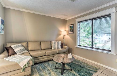 Seminole House | Family-Friendly Seminole Townhome Near Beautiful Beaches