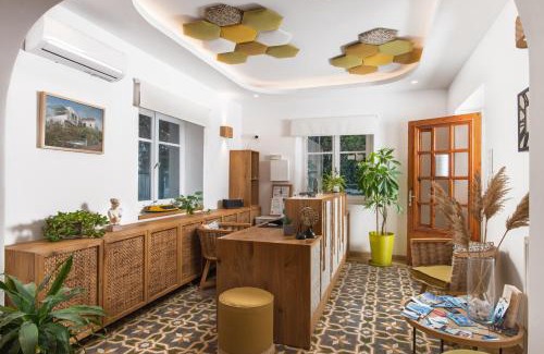 Adamas Hotel | 9.1 Rated Semiramis Guesthouse - Family-Friendly Stays
