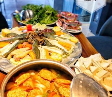 Ha Hoa Hotel | SenHomestay: Guest Rated 10/10 with Pet-Friendly Amenities