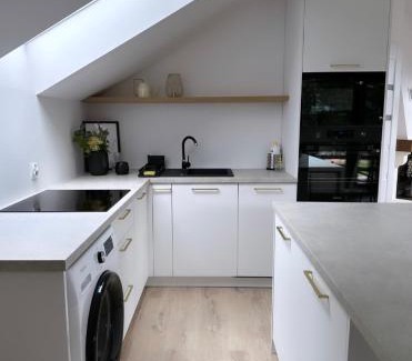 Siemiany Apartment | Guest Rated 9.6: Sen Nad Jeziorakiem, Family-Friendly Retreat
