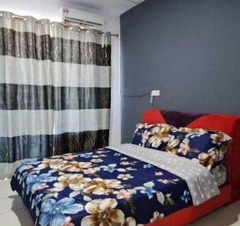 Lutong House | Cozy Senadin Homestay: Ideal for Families and Travelers