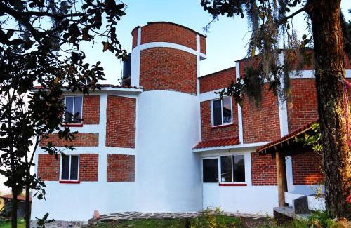 Senguio Cabin | Unforgettable Stay at Senda Monarca: 10/10 Guest Rated