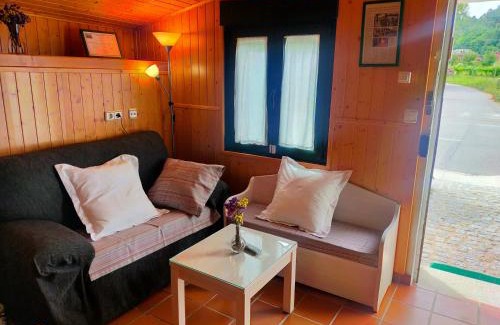 Caldas de Reis House | Discover Senda Verde do Salnés: 9.6/10, Oceanfront Bliss