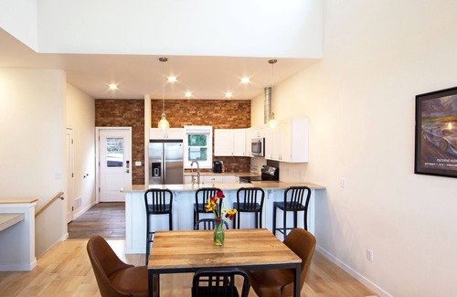 Watkins Glen House | Discover Seneca Breeze: Walk to Watkins Glen Attractions