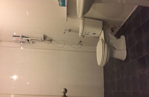 Vientiane Hotel | Accessible Comfort at Sengphachanh Hotel 2 with Dining