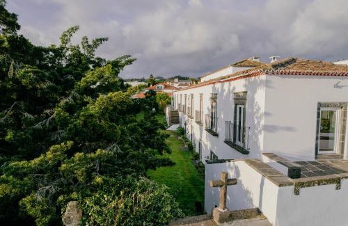 Livramento Bed & Breakfast | Relax at Senhora do Carmo House - 4-Star Guest Favorite