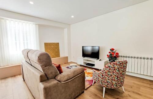 Monserrate Apartment | Family-Friendly Senhora dos Mares Apartment in Ribeira