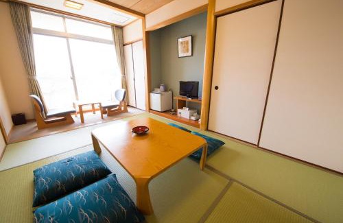 Shimokoucho Hotel | Oceanfront Escapes at Senjoen with Incredible Views