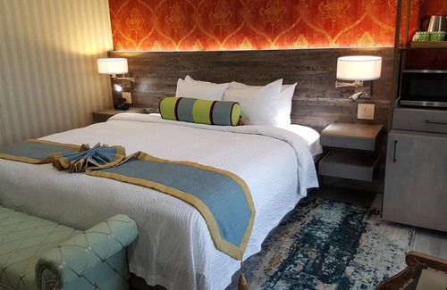 North Berkeley Hotel | Relaxing Stay at Sens Hotel & Vanne Bistro in Berkeley