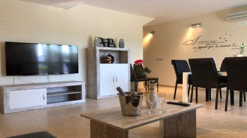 San Jorge House | Charming Oceanfront Chalet with Pool & Hot Tub, Rated 9.7