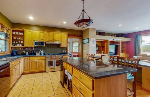 Chocorua Ski and Beach House | Idyllic Lakefront Retreat with Private Beach & Cozy Fireplace